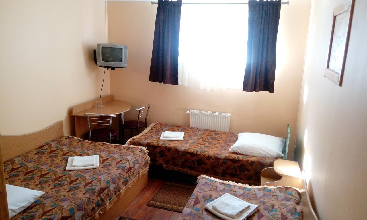 Maetok 4 Pidkovy Motel Podbereztsy Luaran gambar