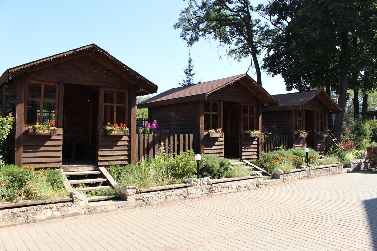 Maetok 4 Pidkovy Motel Podbereztsy Luaran gambar