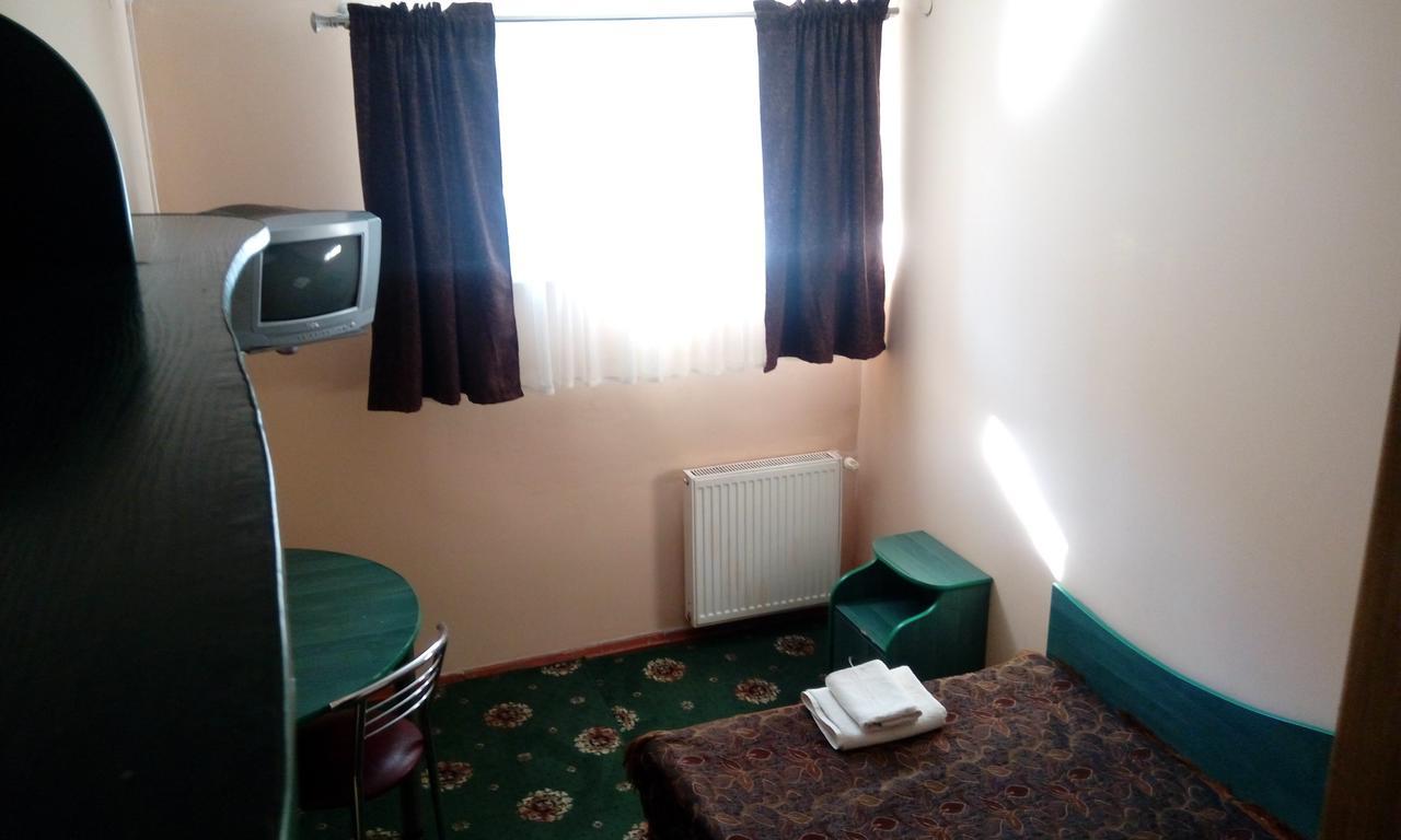 Maetok 4 Pidkovy Motel Podbereztsy Luaran gambar